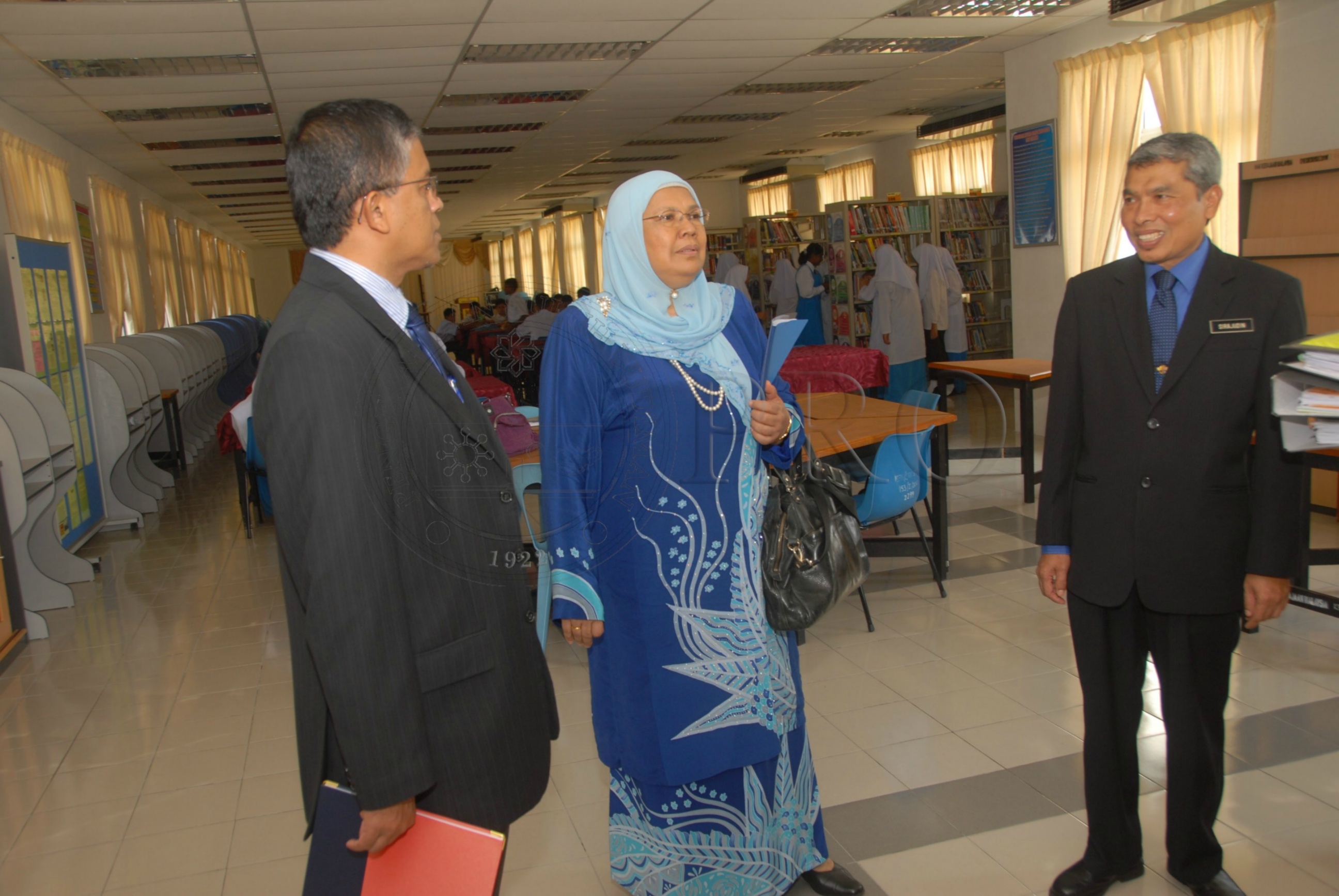 PRO 14 01 SEKOLAH FBA 8158